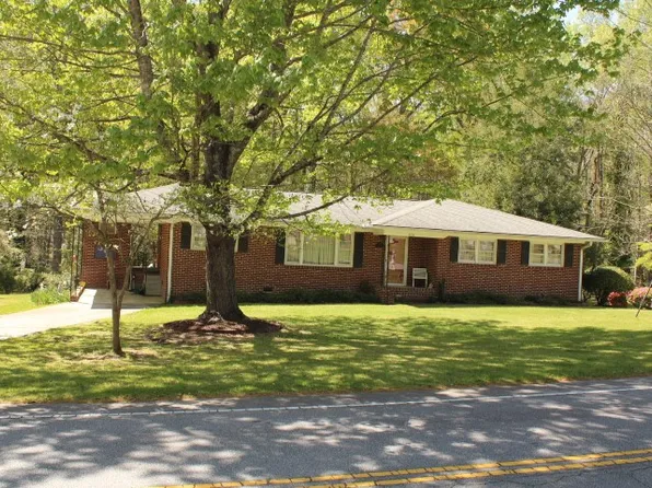 502 Forest Ln, Belton, SC 29627