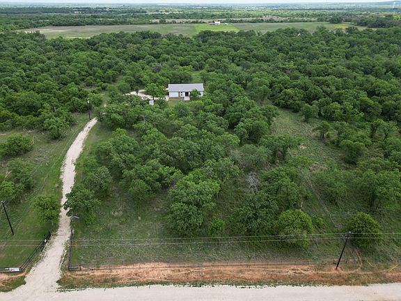 2nd image of 185 Rising Oak Trl