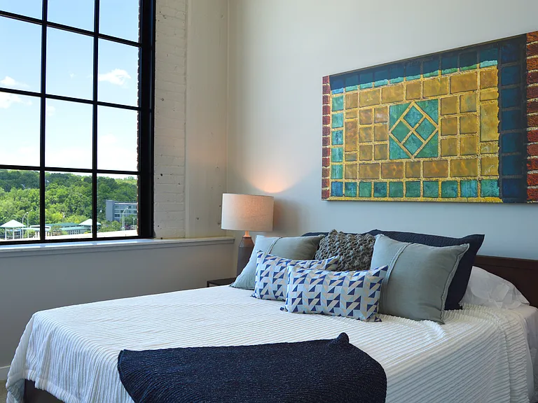 Bedroom with Large Goals