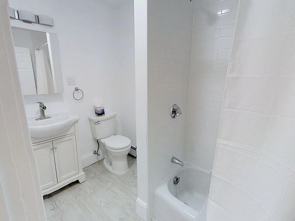 5th image of 65 Walden St Unit 2B