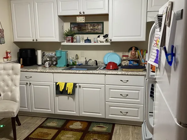 2584 Earl St, Weedsport, NY