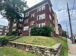 4000 Warwick Blvd #4002-3S, Kansas City, MO 64111