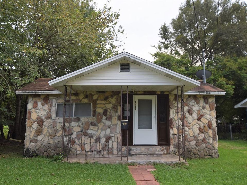 1st image of 1032 17th St