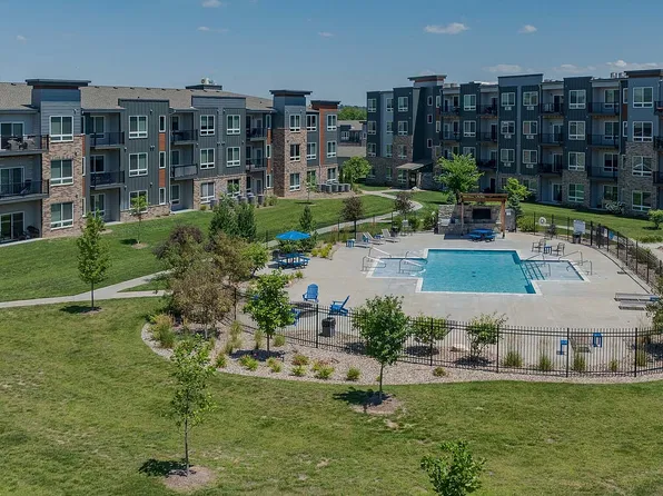 Axis Apartments