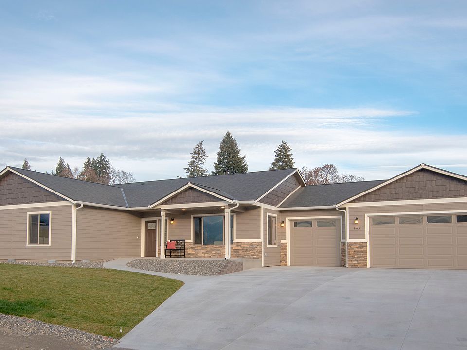 1st image of 445 Hawthorn Court Nw
