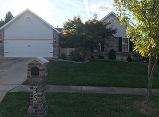 35 Winding Trails Cir, O'Fallon, MO 63366
