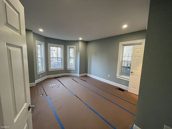 372 Beacon St. #1 Somerville Shared Unit Photo 3
