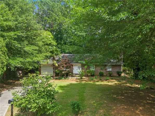 10084 Brass Ring Rd, Jonesboro, GA 30238