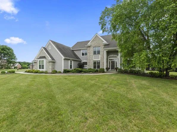 N33W29204 Millridge ROAD, Pewaukee, WI 53072