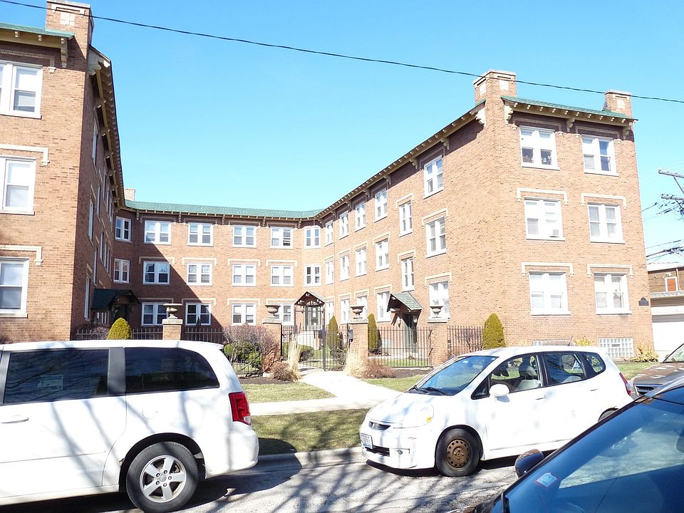 1st image of 4816 W Hutchinson St APT 5A