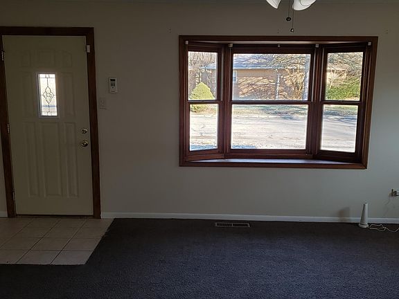 4th image of 151 Nashua St