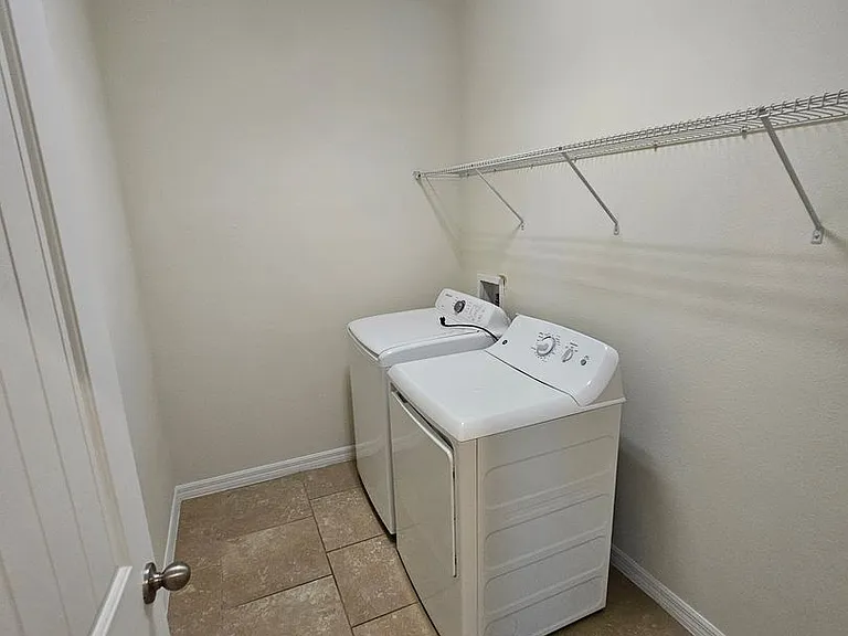 5432 SW 49th Ave — Photo 9