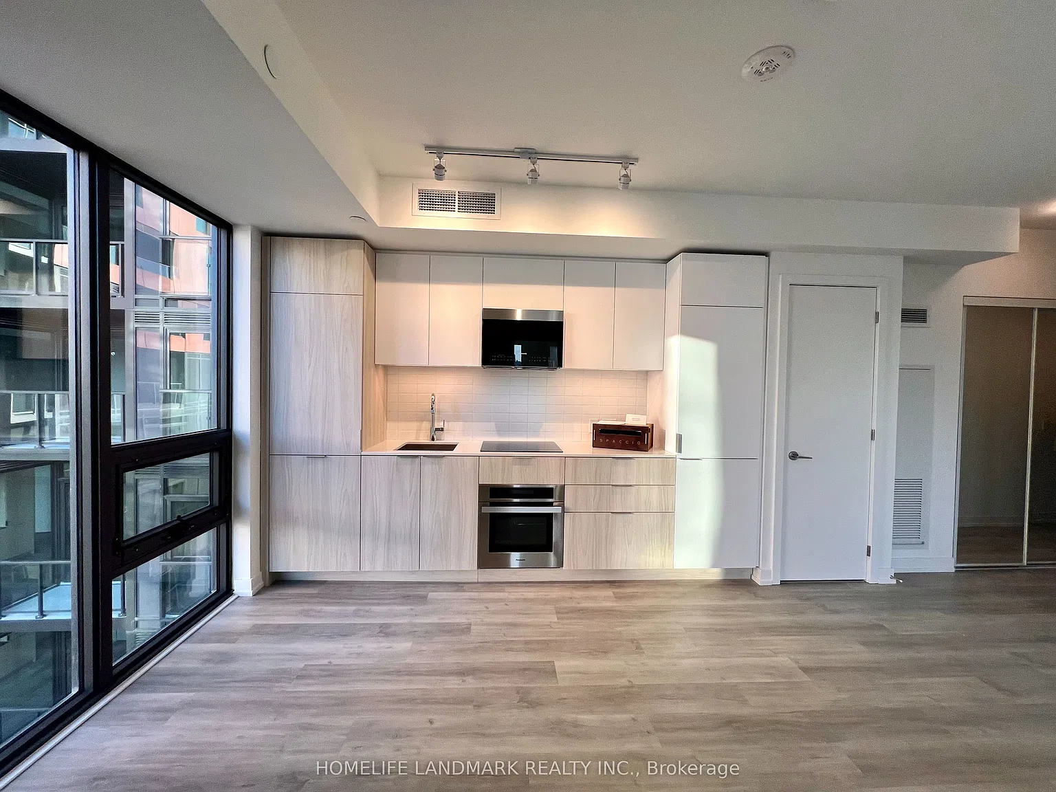3 bed, $3,250 — Photo 2