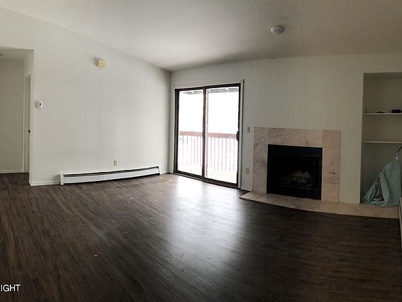 2nd image of 11432 Heritage Ct #4