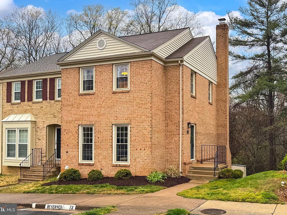 1st image of 9936 Whitewater Dr