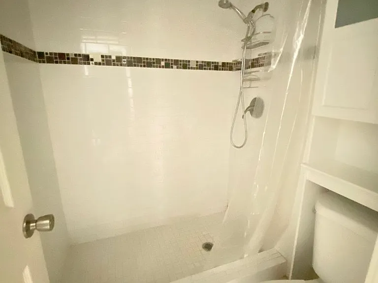 599 Richard Lee St — Photo 7