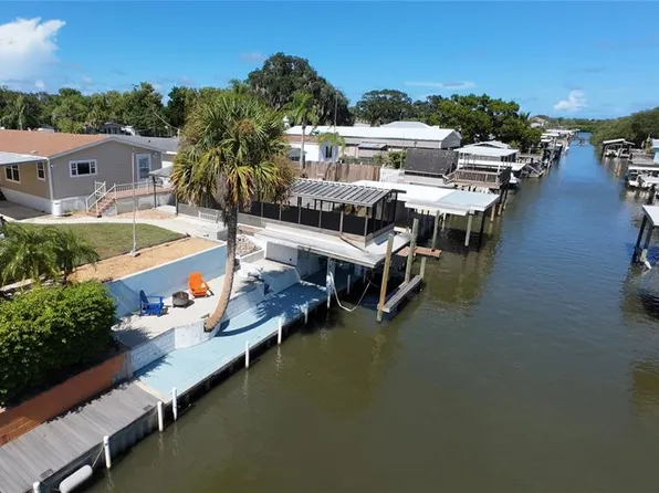 195 Gary Ave, Oak Hill, FL 32759