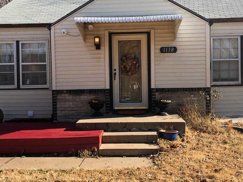 2nd image of 1138 N Terrace Dr