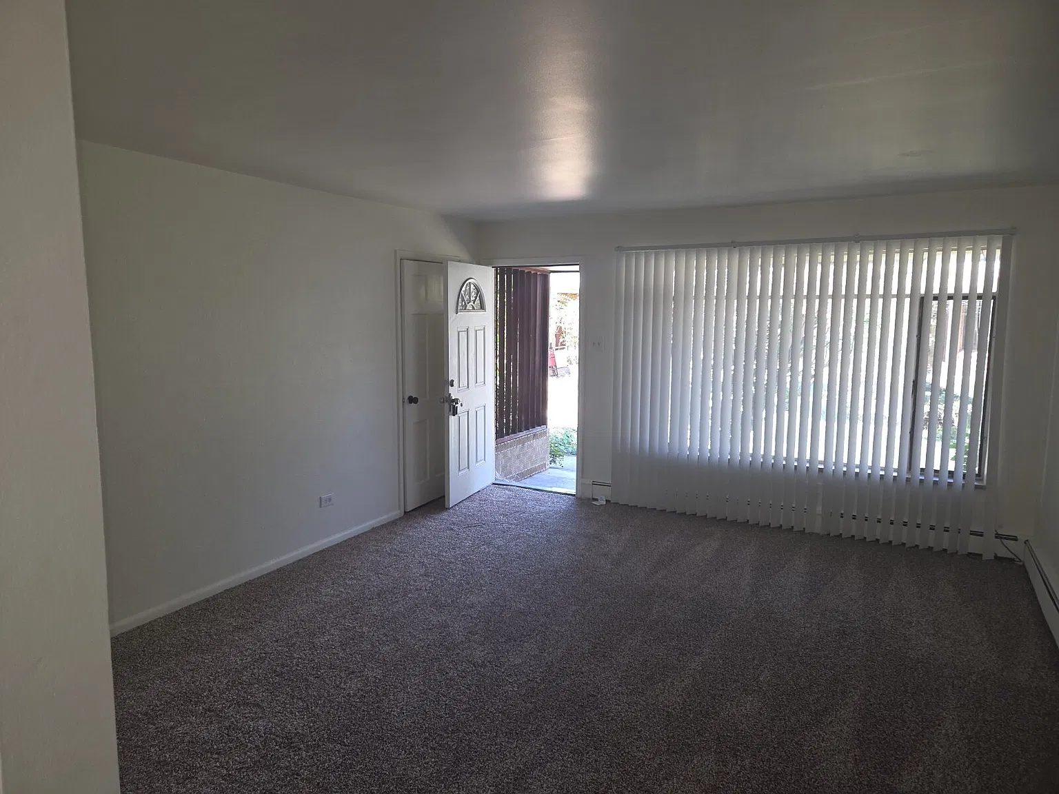 1 bed, 1.0 bath, 800 sqft, $1,025 — Photo 4