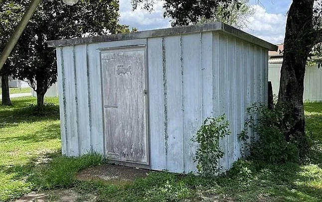 13 Regina Blvd — Photo 2