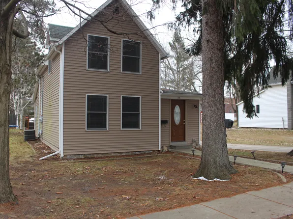312 Wright St, Jonesville, MI 49250
