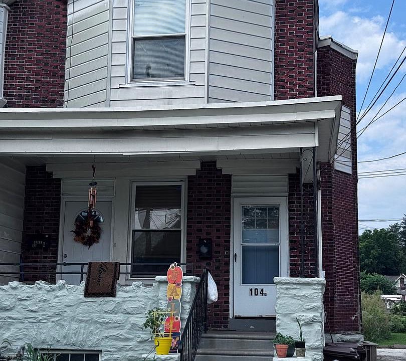 1st image of 104 N Union Ave
