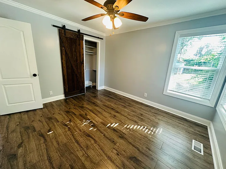 602 W Glenwood Ave — Photo 32