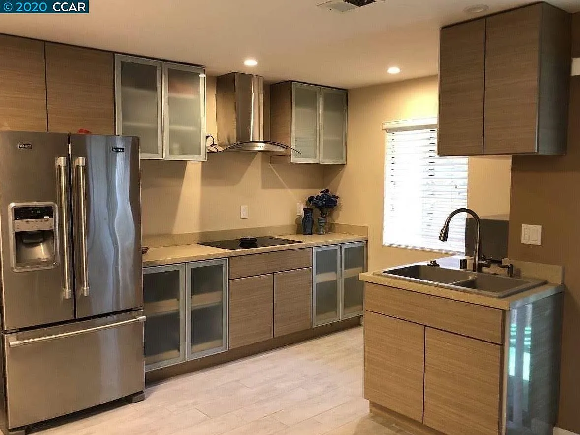 1701 Mahogany Way APT 43 photo 1