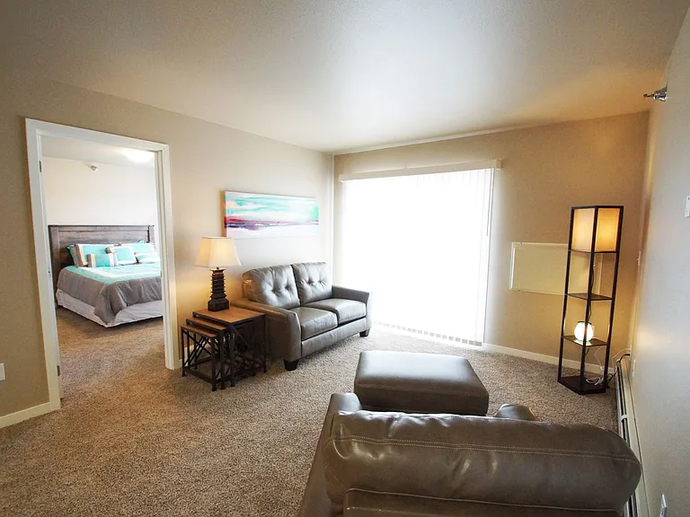 Westdale Apartments — Photo 8