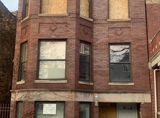 2818 W Fletcher St, Chicago, IL 60618