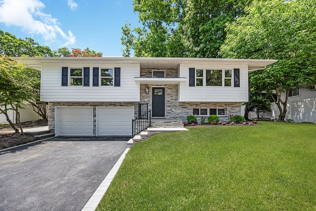 145 Lenore Ln - Property Image