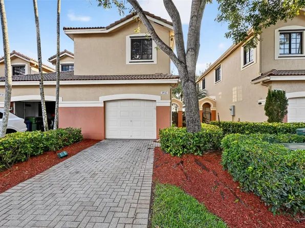 3932 Mango Drive, Weston, FL 33332