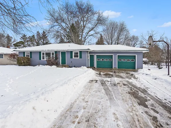 818 N Main St, Evart, MI 49631