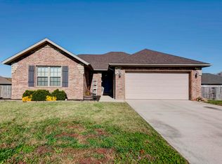 2447 E High Ridge Rd, Republic, MO 65738