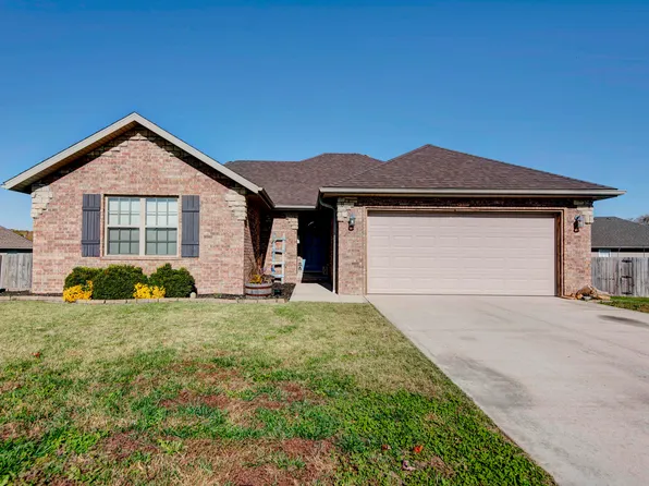 2447 E High Ridge Road, Republic, MO 65738