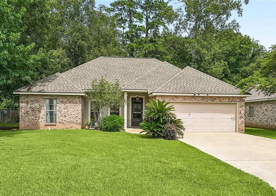 1st image of 40141 Olde Mill Ln