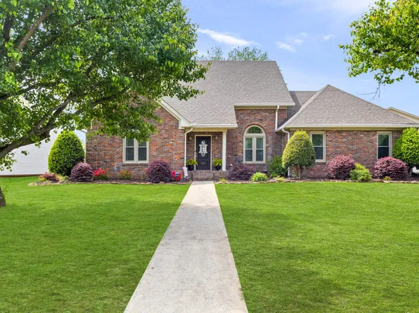 364 Oakview Cir, Killen, AL 35645