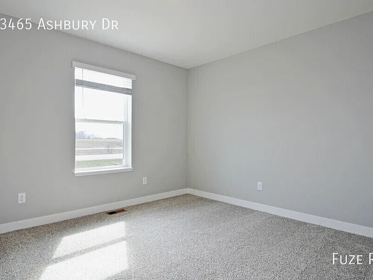 23465 Ashbury Dr — Photo 42
