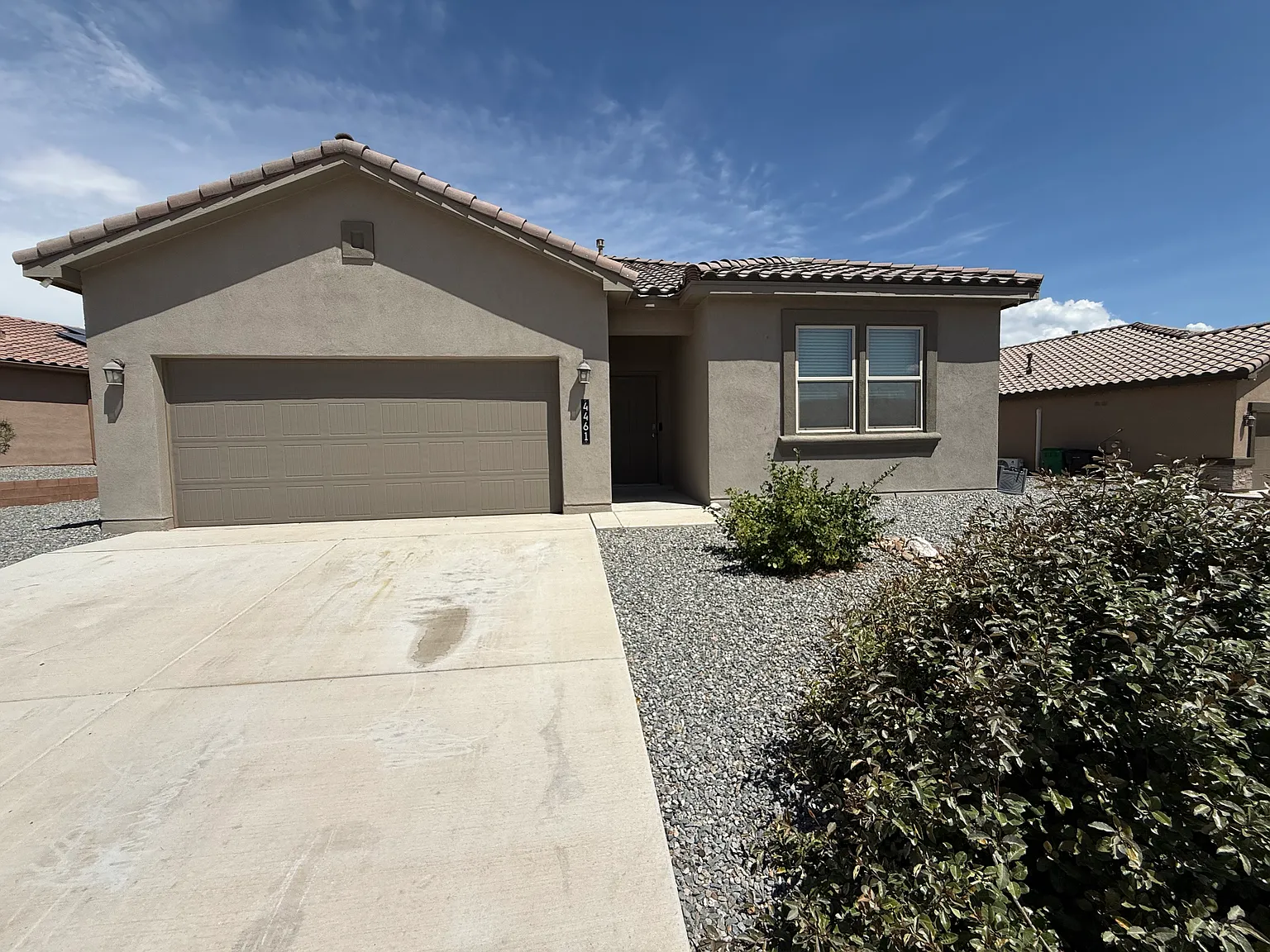 4 bed, 1852 sqft, $2,495 — Photo 2