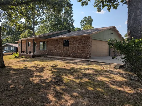 2 Halstead Ln, Bella Vista, AR 72715