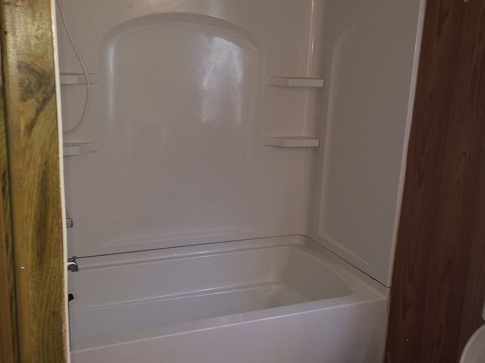 2nd image of 1555 E Reno Rd