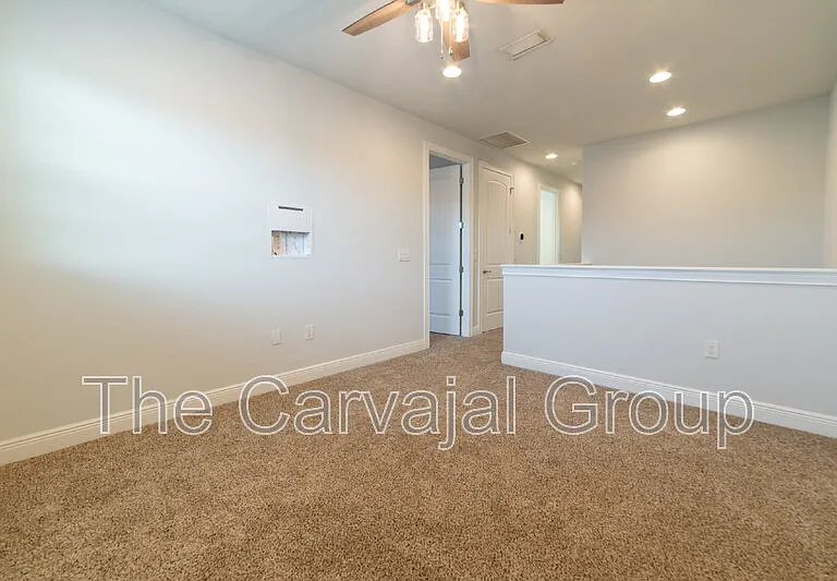 1017 Steven Patrick Ave — Photo 33
