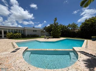 H Santa Catalina #11, San Juan, PR 00926