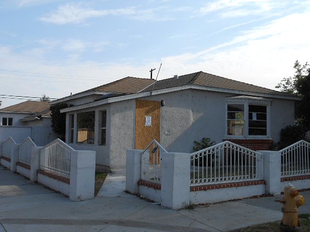 1st image of 296 E Norton St