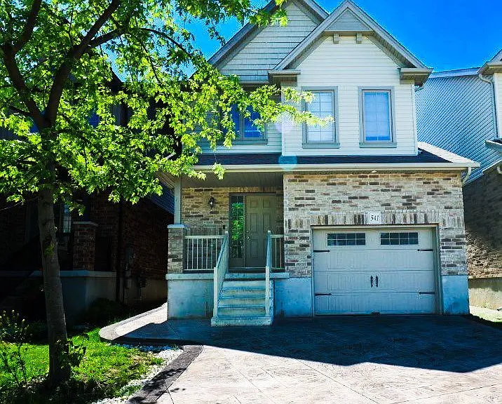 541 Starwood Dr #UPPER — Photo 1