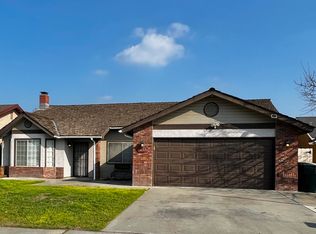 2357 Fernwood Dr, Hanford, CA