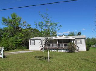 2054 Buhl Ln, Milton, FL 32583