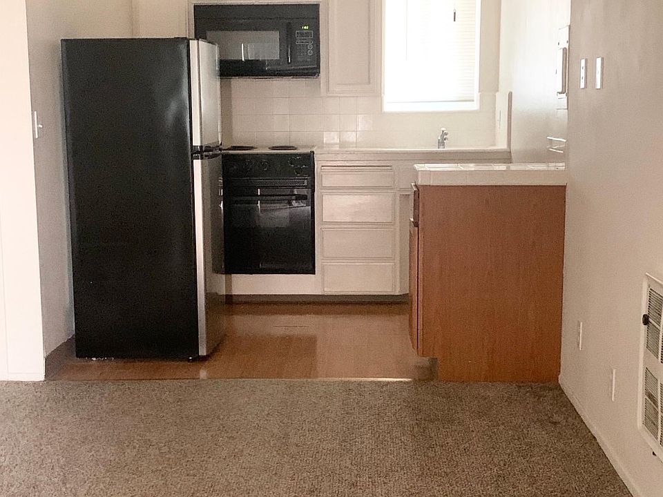1st image of 2095 Lincoln Ave #31
