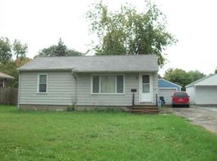 386 Manor Pl, Aurora, IL 60506