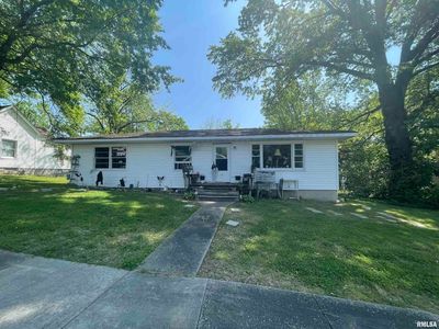 115 S Forest Ave, Carbondale, IL, 62901